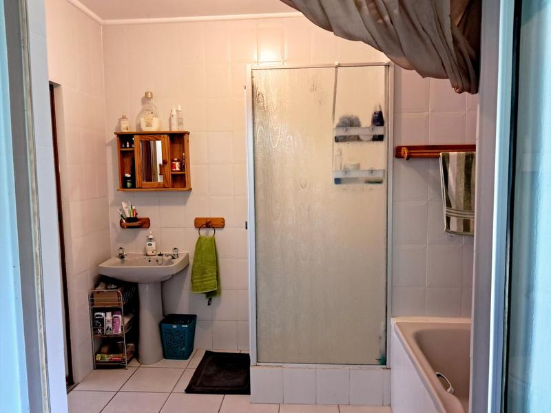 3 Bedroom Property for Sale in Langenhovenpark Free State